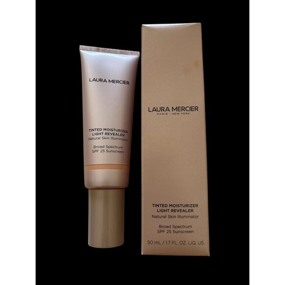 Laura Mercier Tinted Moisturizer Light Revealer 1C0 Cameo Exp: 3/2025 NEW In Box - Picture 5 of 5